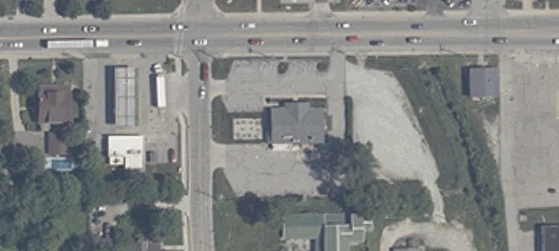 137 Main St