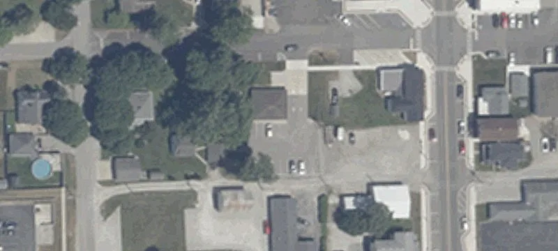 10518 Main St