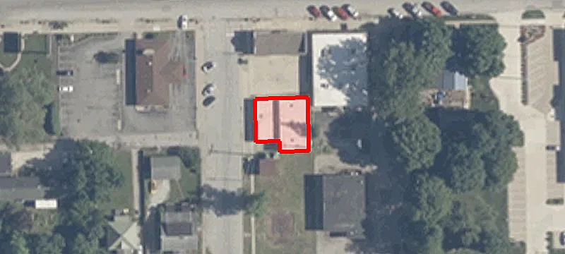 102 Charles St