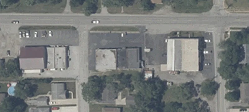317 Commercial Ave