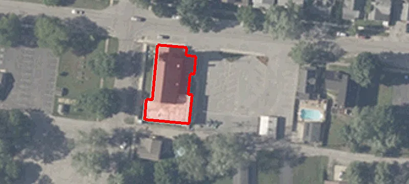 135 Lincoln Ave