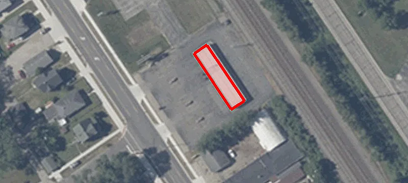 2606 Main St