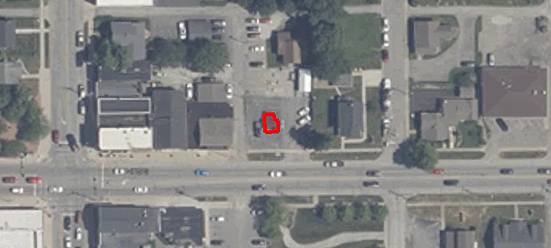 124 Main St
