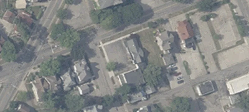 325 Lexington Ave