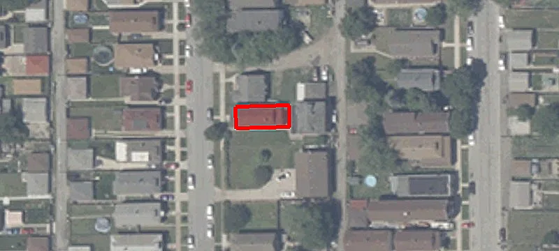 2435 Birch Ave