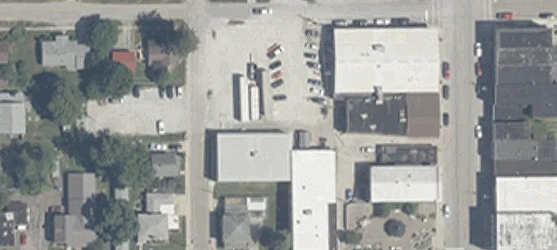 104 Thompson St