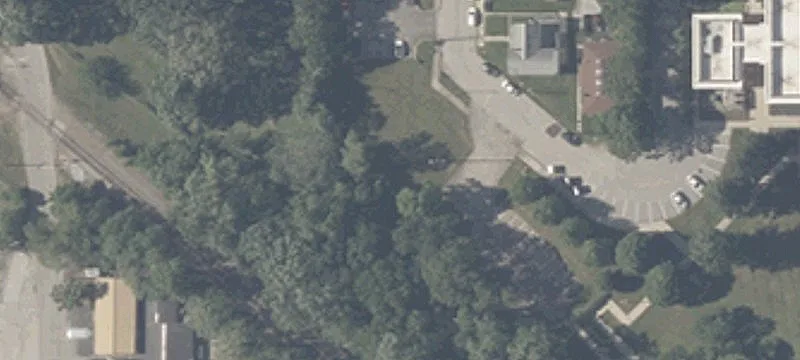 558 Locust St
