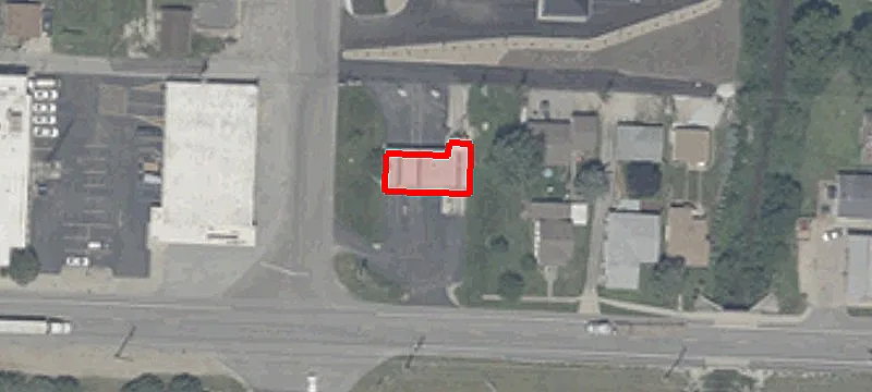 100 4th St