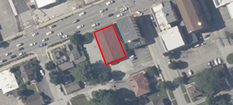 211 Main St