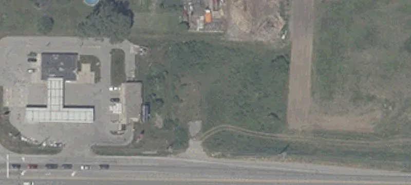 2107 Commercial Ave