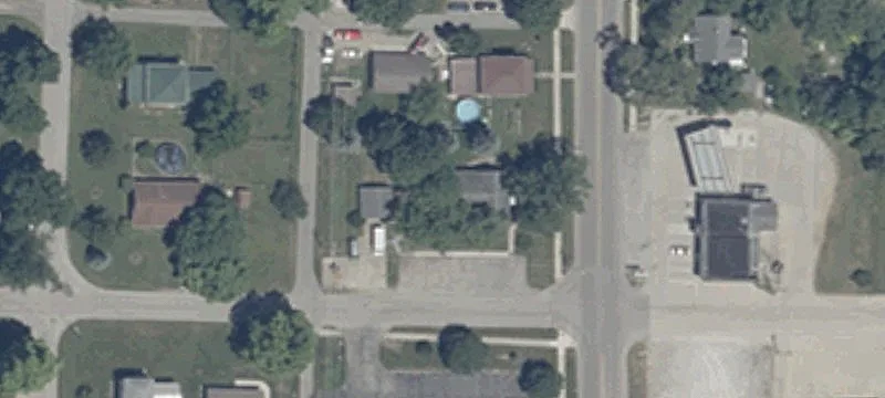 398 Kelly St
