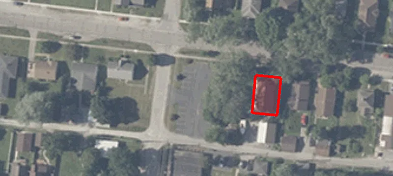 136 Grant Ave