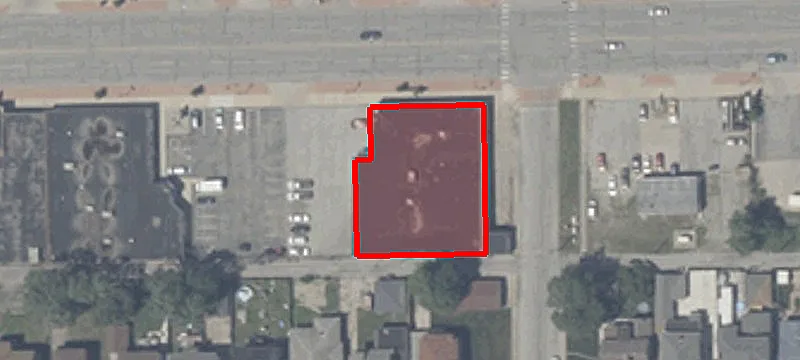 1301 Chicago Ave