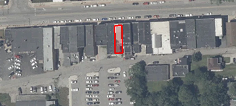 320 Commercial Ave