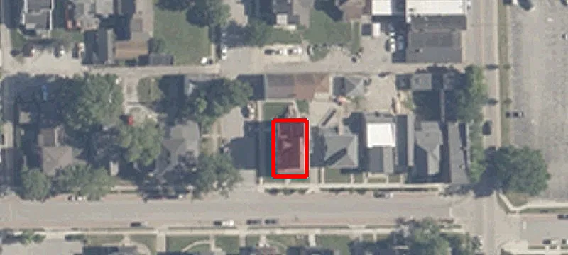 800 Brown St