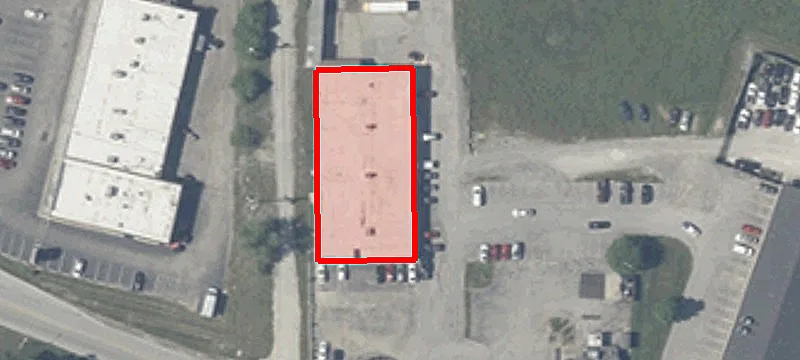 1060 Main St