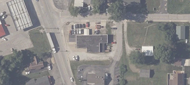 1201 Bloomington St