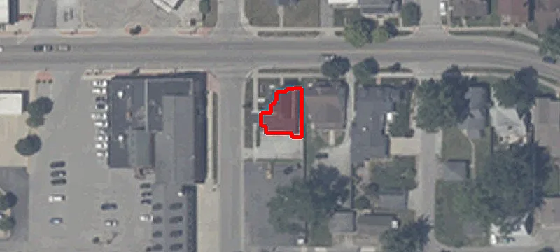 119 Broadway St