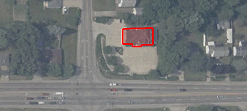902 County Rd 6th E