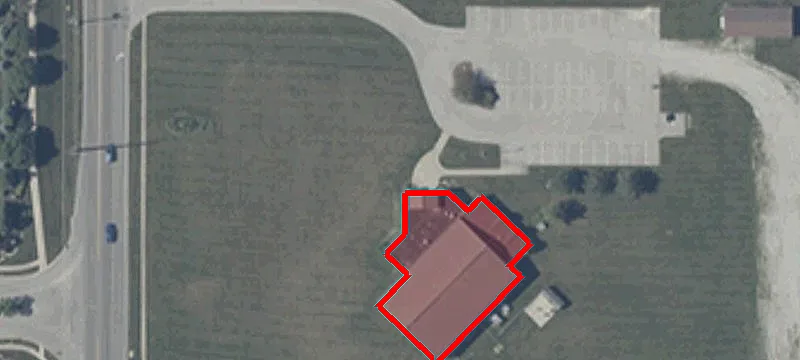 611 County Rd 800th E