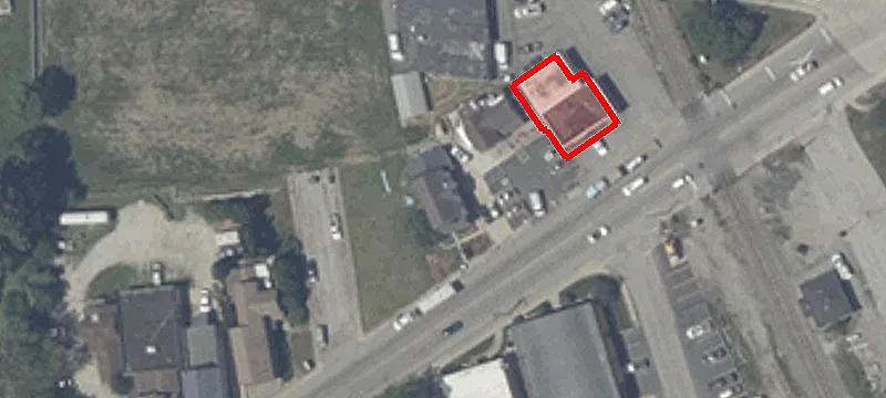 116 Commercial Ave