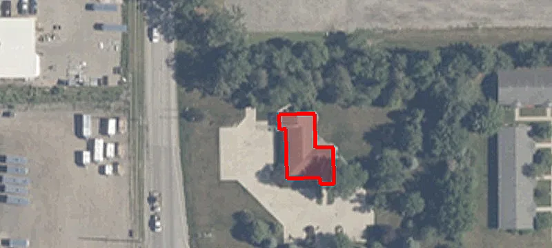 220 Bloomingdale Dr