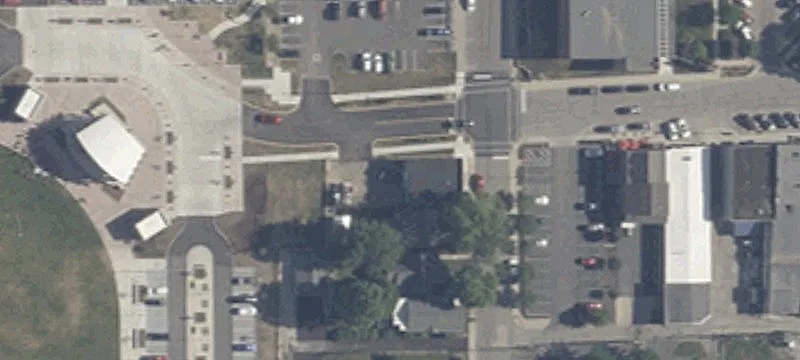 100 Jackson St