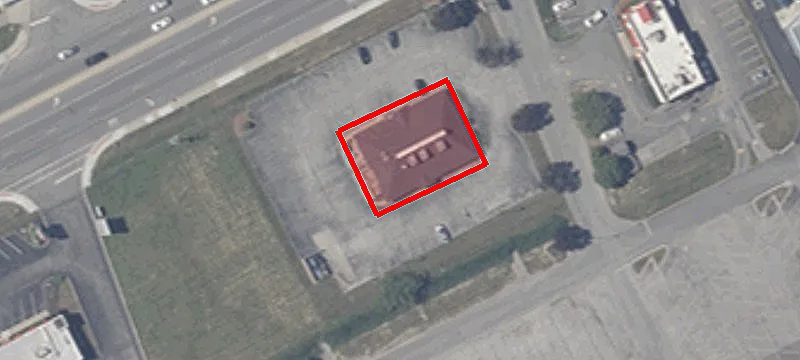 2597 Main St