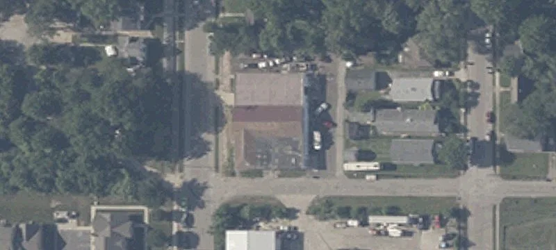 2440 Fairview St