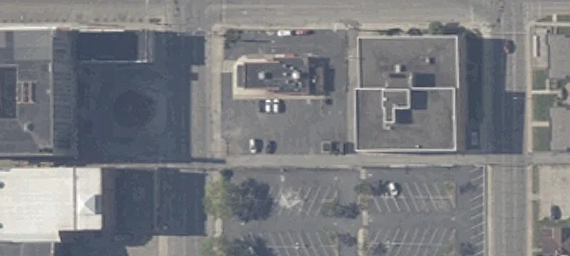 1106 Main St