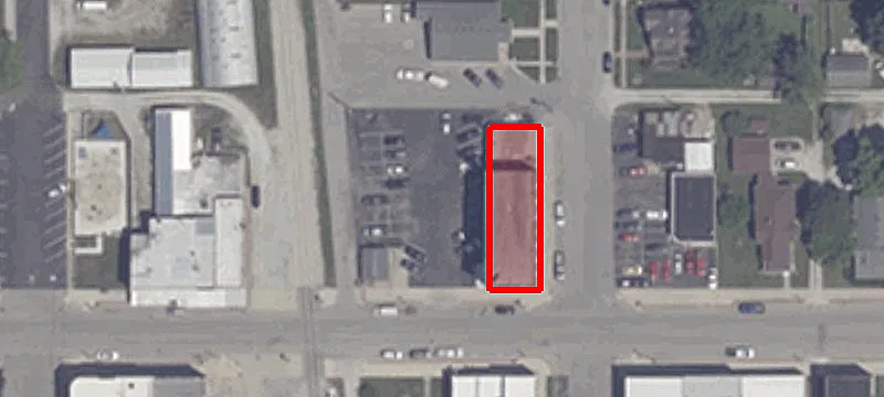 100 Main St