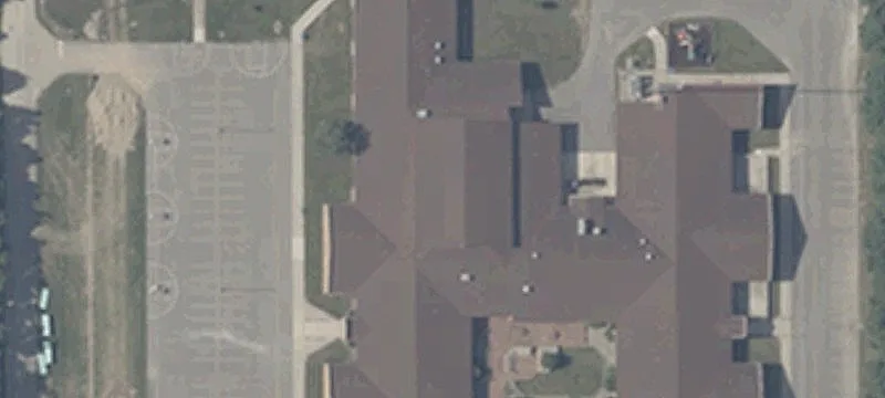 800 Woodview Dr