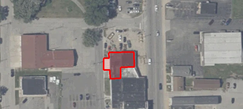 124 Main St