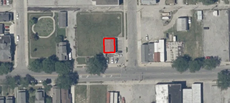 1502 Main St
