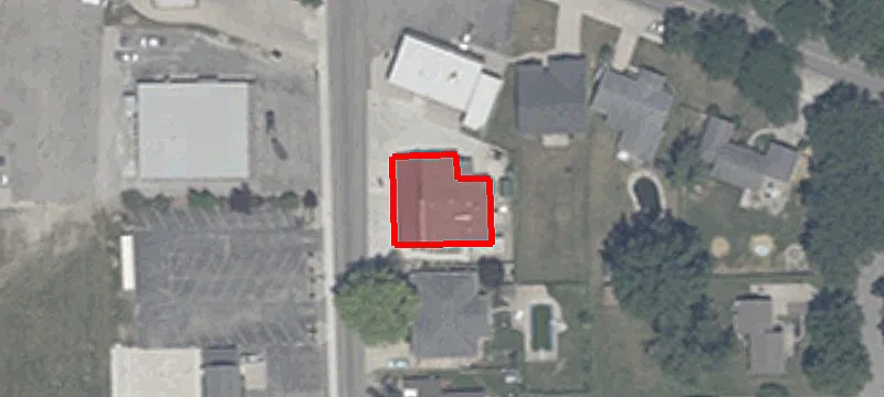 13706 Fairview Dr