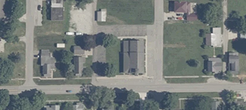 323 Lincoln St