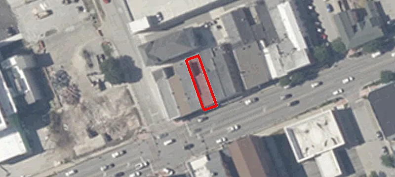 122 Main St