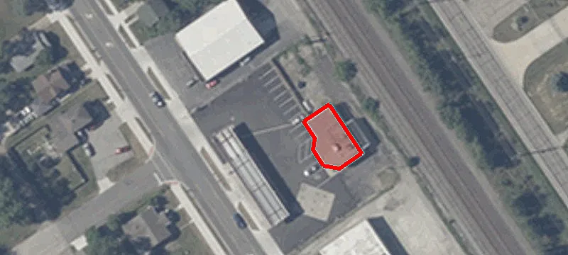 2400 Main St