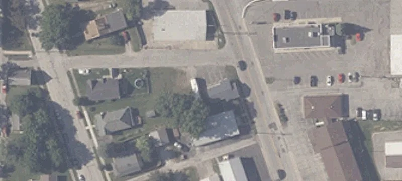 502 Bloomington St