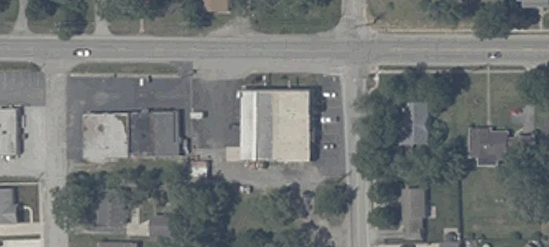 301 Commercial Ave