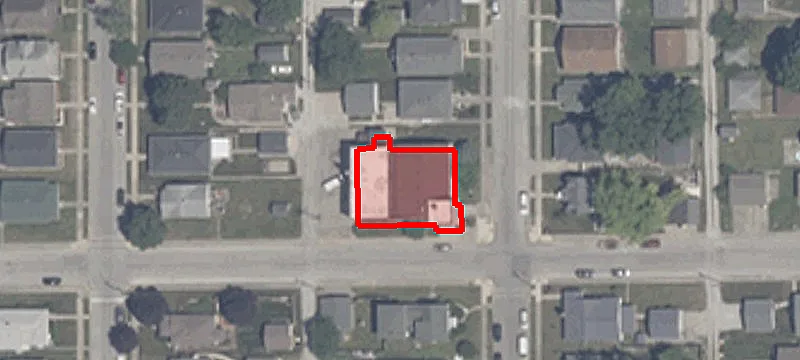 90 7th Ave