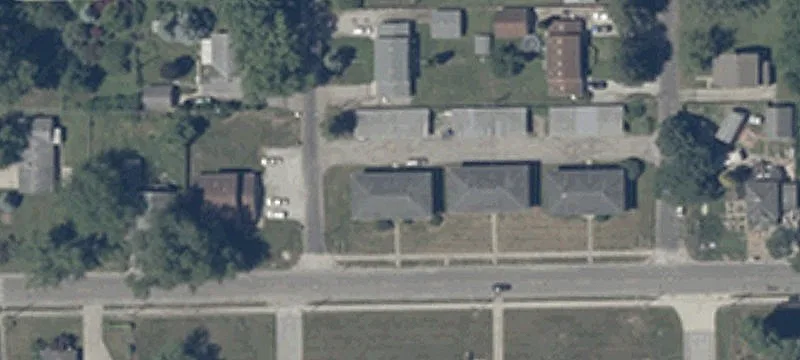 2220 Nuttman Ave