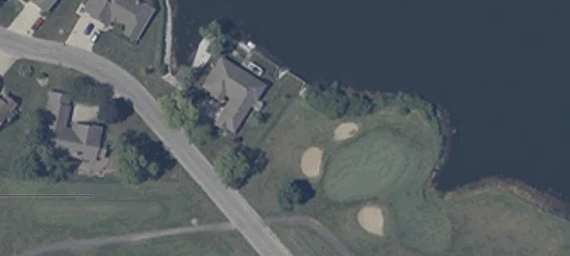 10 Fairway Dr