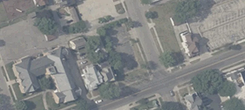 402 Franklin St
