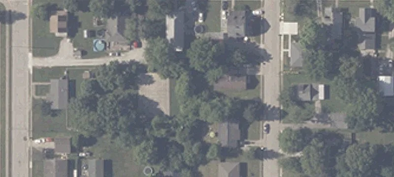 412 Elm St