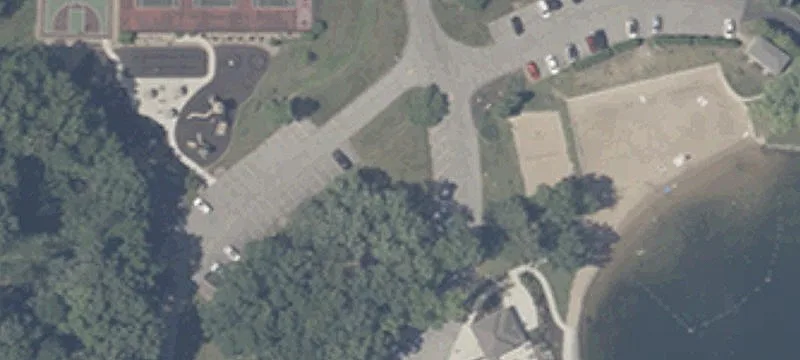 410 Shorewood Ct