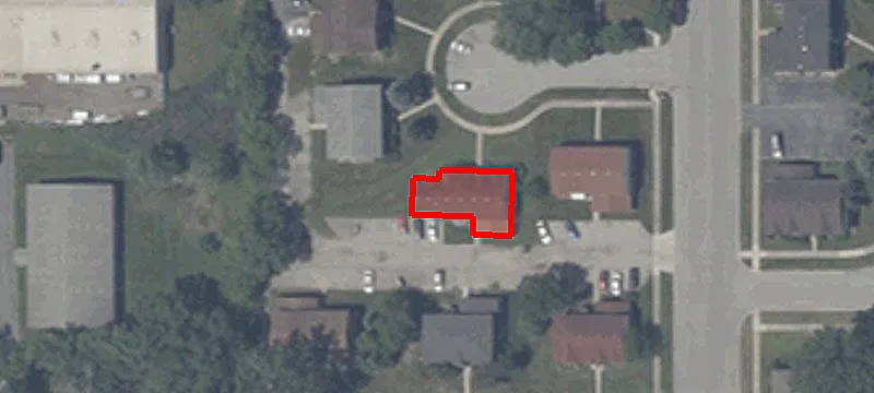 211 34th Ct