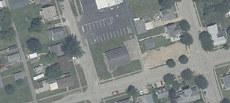 240 Cravens St