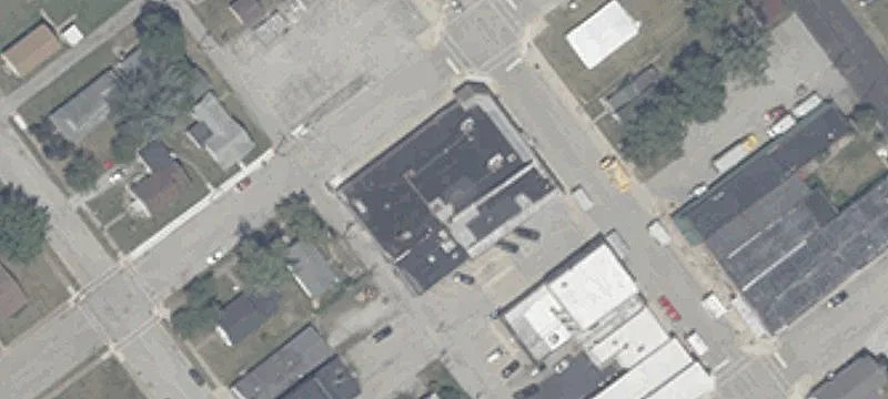 324 Ln St