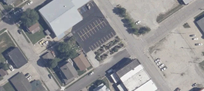 4th At N Main St